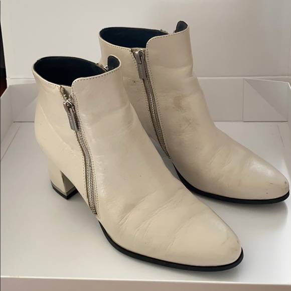 Calvin Klein ankle boots - Picture 2 of 12